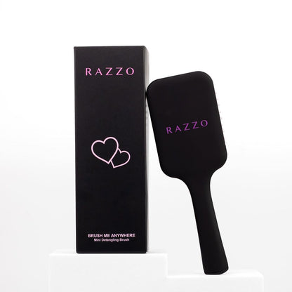 Razzo Brush Me Anywhere Brush