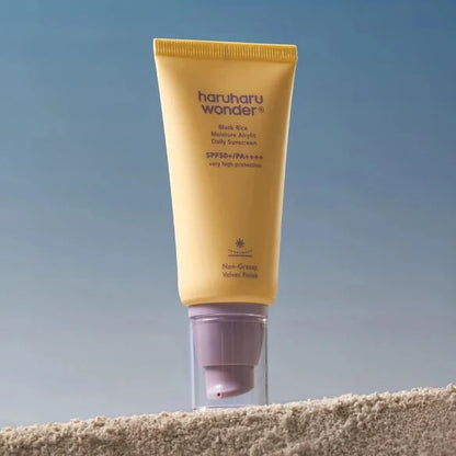Haruharu Wonder Black Rice Moisture Airfit Sunscreen Spf50+